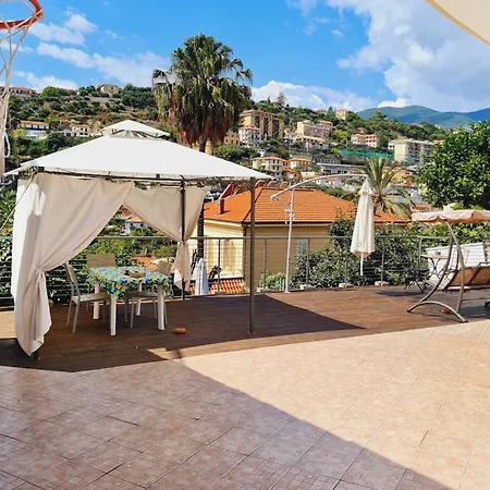 Apartamento Fioregreco - Free Parking - Large Outdoor Space *