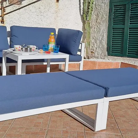 Fioregreco - Free Parking - Large Outdoor Space San Remo