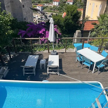 Fioregreco - Free Parking - Large Outdoor Space Apartment