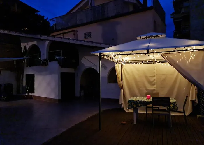 아파트 Fioregreco - Free Parking - Large Outdoor Space *